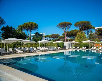 Holiday Inn Rome - Eur Parco Dei Medici By IHG - Rome - Pool