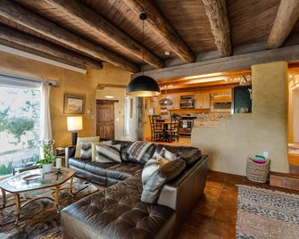 Day Break Star - Glorieta - Living room