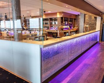 The Bay Hotel - Burntisland - Bar