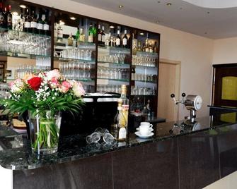 Hotel zwei&vierzig - Vallendar - Bar
