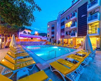 Mersoy Bellavista Hotel - İçmeler - Pool