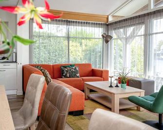 Holiday Home Bodelaeke Grote Punter - Giethoorn - Wohnzimmer