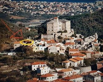 Liguria - Two-room apartment in Balestrino - Castle View Home - 8 km from the Sea - Balestrino - Vista del exterior
