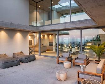 House Sidmouth Brand New Architectural Masterpiece At The Foot Of Table Mountain - Cape Town - Lobby