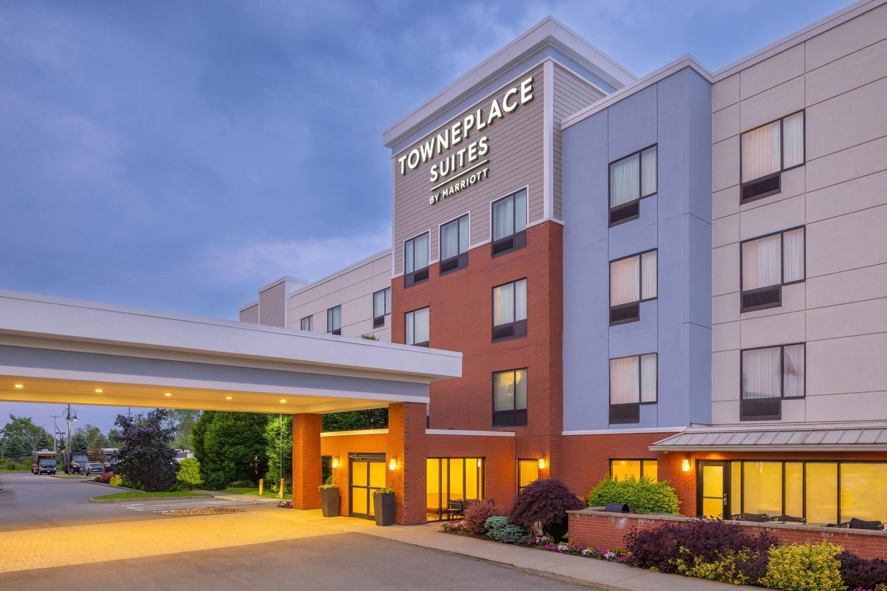 TownePlace Suites by Marriott Buffalo Airport - באפלו - בניין