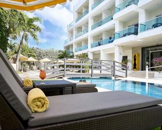 Barbados Escape: Kitchenette, Outdoor Pool, Free Beach Sunbeds, Great Views! - Bridgetown - Pool