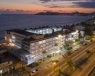 Club Fiesta Mexicana Beach - Manzanillo - Building
