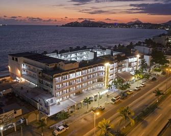 هوتل فيستا ميكسيكانا - مانزانيلو - مبنى