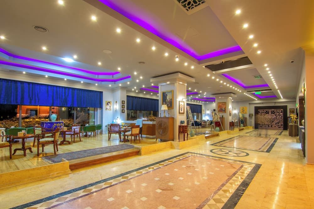 Phoenicia Express Hotel