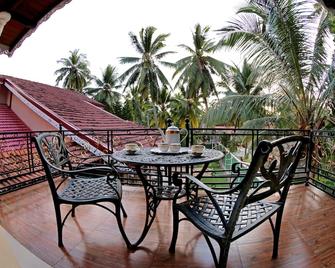 The Castle - Negombo - Balcón