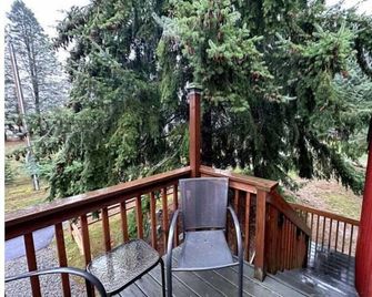 Happy Valley Studio - Peaceful rest in nature, just 5 minutes from downtown! - Anacortes - Balkon