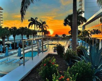 Marriott Crystal Shores Marco Island Two Bedroom Villa. - Marco Island - Piscina