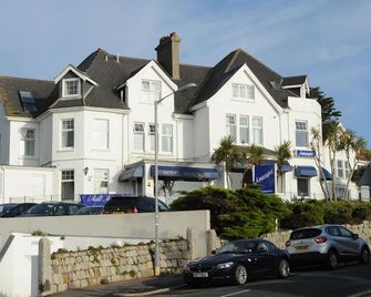 Anacapri - Falmouth - Gebäude