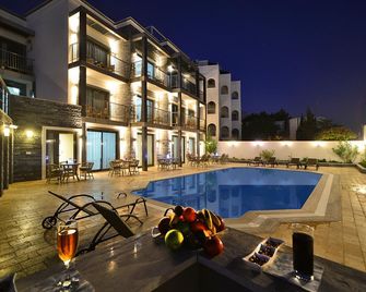M Suite Boutique Hotel - Bodrum - Piscine