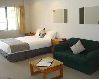 Karaka Tree Motel - Taupo - Habitación