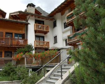 Residence Ruetoreif - Gressoney-Saint-Jean - Edificio