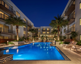 Ave Tampa Riverwalk - تامبا - حوض السباحة