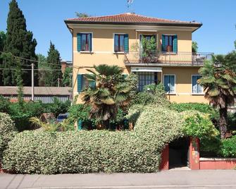 Antica Villa Graziella Hotel - Venice - Building