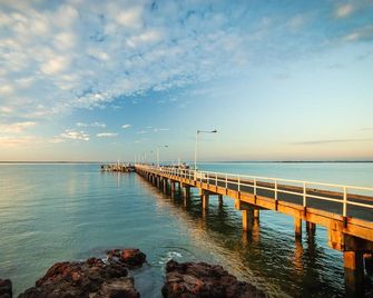 Island Sands - Cowes