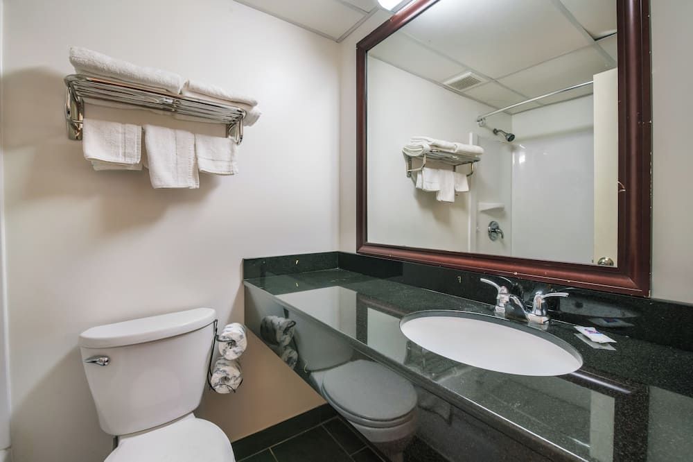 Motel 6-Tinton Falls, Nj - Tinton Falls - Bathroom