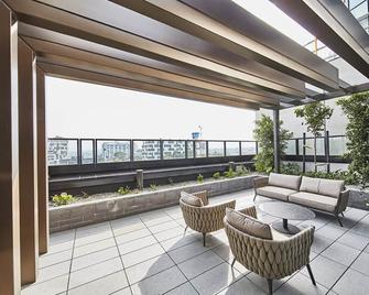 Condo Exceptional 3Br - Box Hill - Balcony