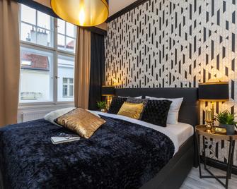 Golden Prague Rooms - Prague - Bedroom