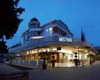 Hotel Mistral - Nesebar - Building