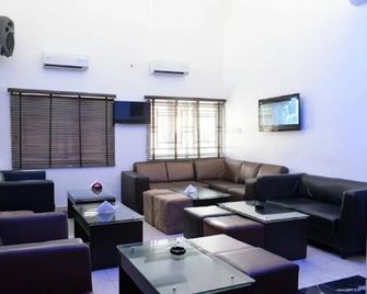 Modex Hotel And Apartment - Порт Харкорт - Лаунж