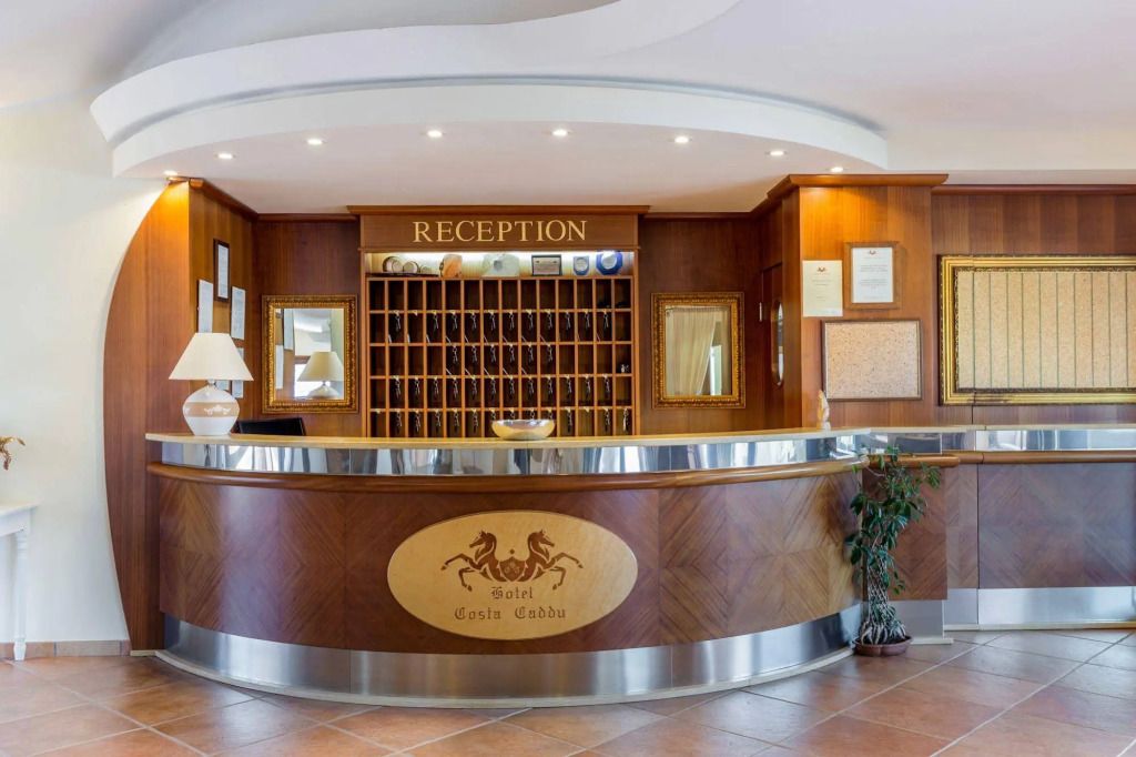 هوتل كوستا كادو