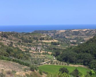 Il Corbezzolo - Ripatransone - Vista del exterior