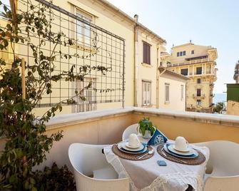 360 Hospitality - Salerno - Balcón