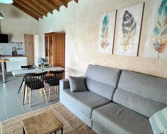 Homerez - Villa El Roque with pool - El Cotillo - Living room