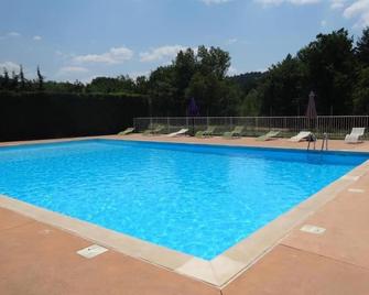 Chic Golfer's Retreat with Seasonal Outdoor Swimming Oasis - Parking - Digne-les-Bains - Pool