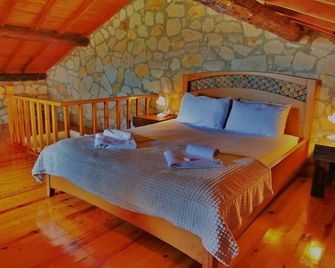 The Mira House - Ayvalik - Bedroom