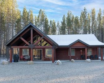 The Sundance Cabin - Valemount - Edificio