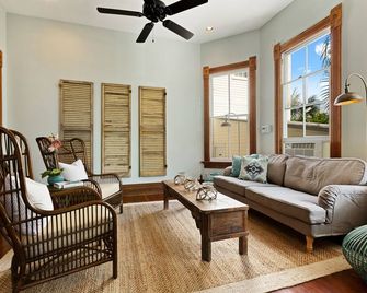 Fontana at Azul Mansion Key West - Key West - Pokój dzienny