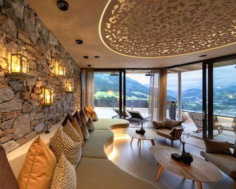 Aktivhotel Alpendorf - Sankt Johann im Pongau - Wohnzimmer