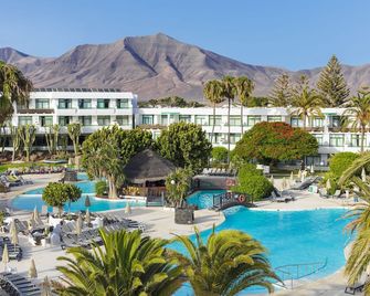 H10 Lanzarote Princess - Playa Blanca - בריכה
