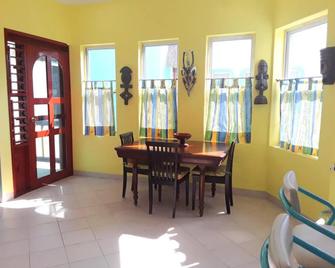 Casa Gatos - Akumal - Comedor