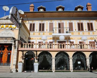 Hotel Villa Tafaj - Tirana