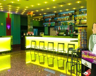 United Hostel Frankfurt City Center - Fráncfort - Bar