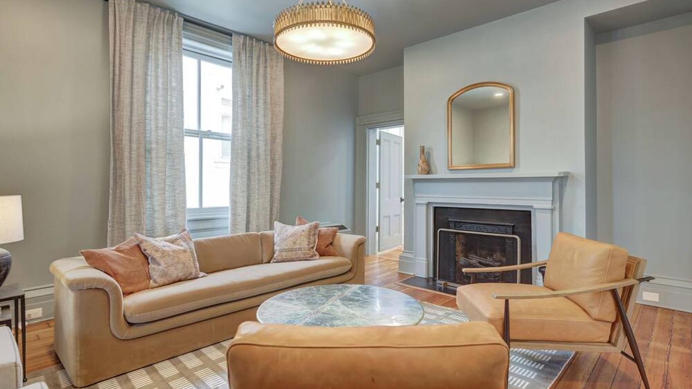 200 South Street Inn