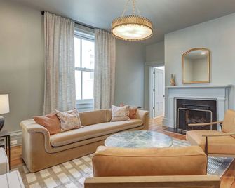 200 South Street Inn - Charlottesville - Wohnzimmer