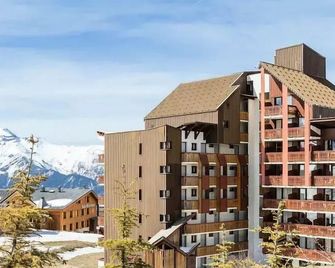 Résidence Les Mélèzes - maeva Home - Appartement 2 pièces + coin cabine 6 personnes - Sélection MAE-1345 - Huez - Building