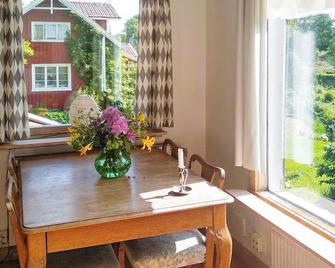5 person holiday home in FLODA - Floda - Comedor