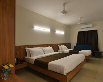 Hotel Panchavati Yatri - Nashik - Bedroom