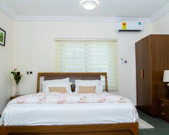 Fokuzzy Lodge - Accra - Ložnice