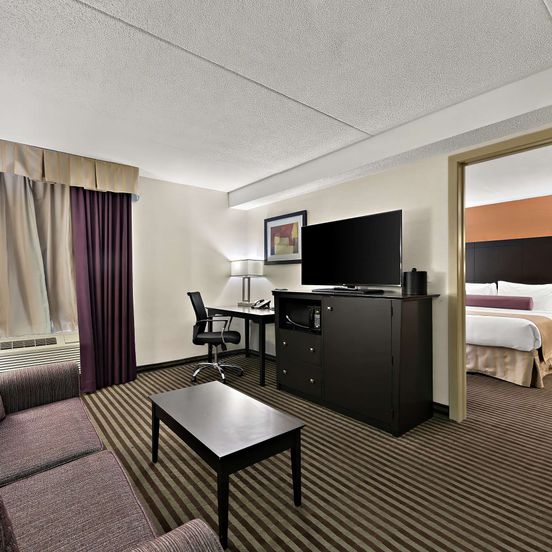 Best Western Plus Toronto North York Hotel & Suites image 1
