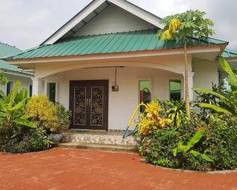 Tok Bidin Homestay Langkawi - Langkawi - Building