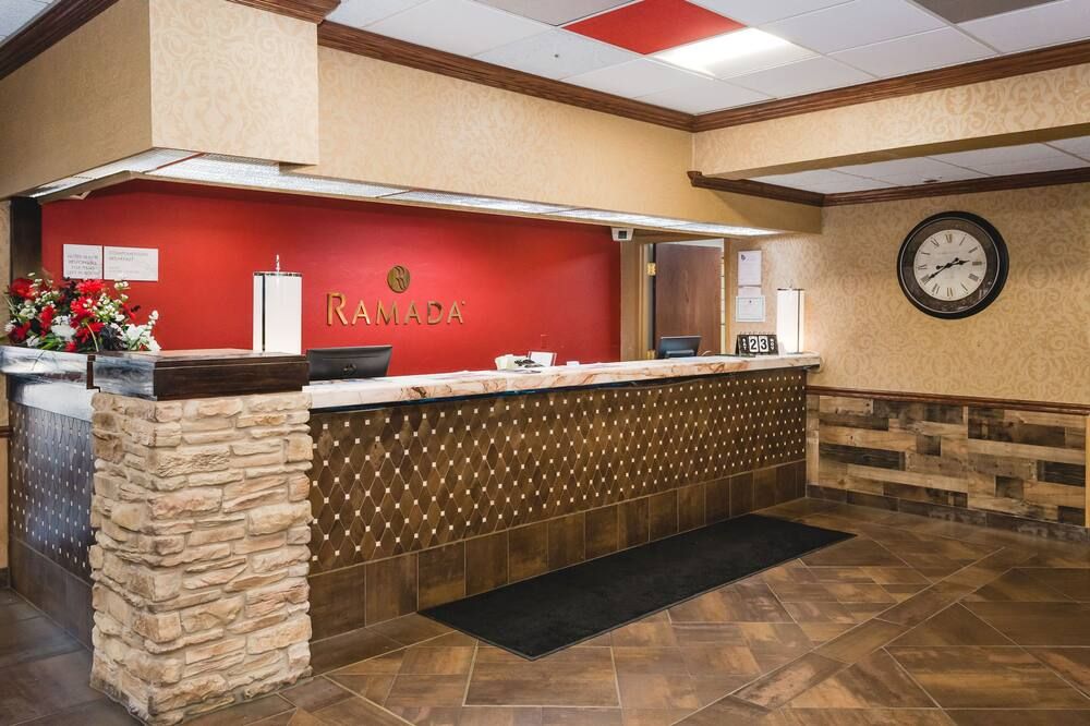 رمادا هوتل آند كونفرنس سنتر باي ويندام بليموث